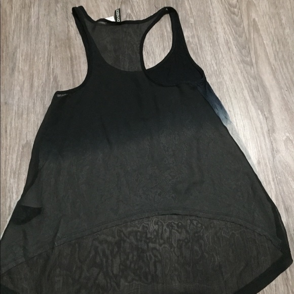 H&M Dividend Tank Top - Picture 5 of 5